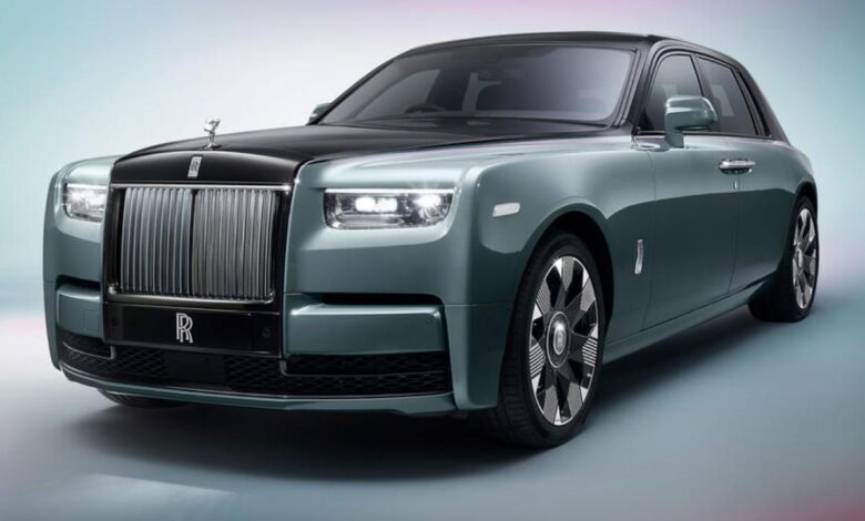 2022 Rolls-Royce Phantom